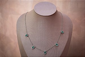 Colar Gota Esmeralda Cravejada