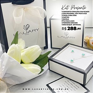 Kit Coração Lauáry Presenteável com Flores Artificiais