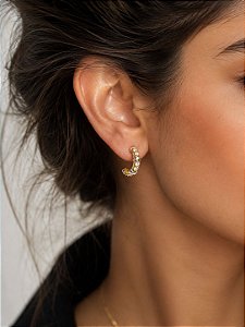 Brinco Meia Argola X Ouro 18K