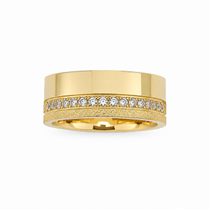 Aliança Reta com Friso Polida Moissanites Cravejados Anatômica 7mm Ouro 18K