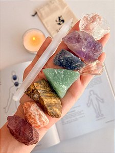 Kit Alinhamento dos Chakras - Pêndulo + Cristais + Lápis Selenita - Opção Bruto e Rolado