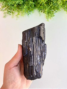 Turmalina Negra TN39 675g - Pedra da Proteção Espiritual