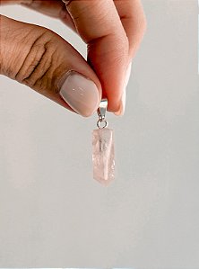 Pingente Pontinha de Quartzo Rosa - Amor, Perdão, Acolhimento e Gratidão