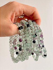 Pulseira de Fluorita Arco-Íris Redonda 6mm - Superação, Purificação e Concentração