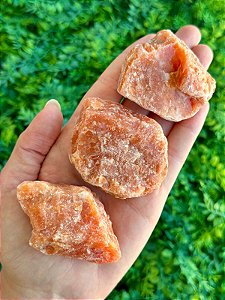 Calcita Laranja Bruta G - Pedra da Alegria, Vitalidade, Expressão