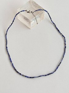 Colar de Sodalita 2mm Multifacetado - Direcionamento, Clareza Mental, Decisões, Discernimento