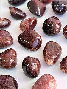 Quartzo Vermelho Rolado - Cristal do Coração - Emoções, Superação de Traumas, Questões familiares