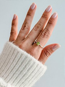 Anel de Peridoto em Prata 925 - Regulável - Transformação; Mudanças Drásticas; Destino; Libera Tensões