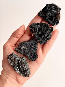 Goethita Bruta - Pedra de Poder; Mistério e Profundidade; Dissolve Bloqueios; Bruxaria