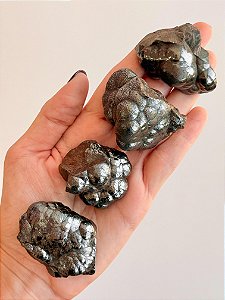 Goethita Bruta - Pedra de Poder; Mistério e Profundidade; Dissolve Bloqueios; Bruxaria