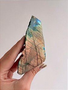 Labradorita Lapidada LAB175 - 194g - Pedra da Magia; Quem é você; Conexão Espiritual