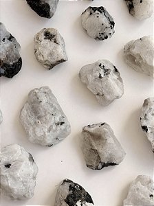 Pedra da Lua Bruta - Sensualidade, Energia Feminina, Domínio das Emoções e Fertilidade