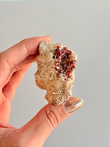 Vanadinita Bruta - Peça Única - VAN23 64g - "Pedra do Trabalho"; Transformar Sonhos em Ação