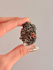 Vanadinita Bruta - Peça Única - VAN49 22g - "Pedra do Trabalho"; Transformar Sonhos em Ação