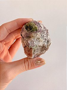 Lepidolita Bruta com Inclusão - Peça Única - LEPINC04 114g - Missão de Vida; Fé e Calma