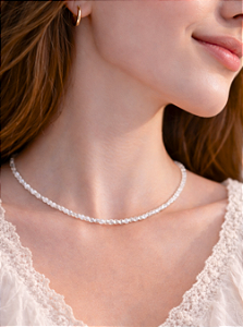 Colar de Pedra da Lua 2mm Multifacetada - Sensualidade, Energia Feminina, Domínio das Emoções e Fertilidade