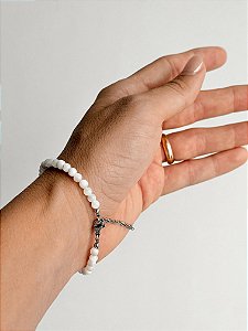 Pulseira de Madre Peróla Redonda 4mm Aço Inox - Amor Incondicional, Riqueza, Beleza, Proteção e Pensamentos de Paz