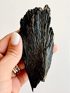 Cianita Preta - CP34 96g - Vassoura de Bruxa - Proteção, Varre para longe a negatividade