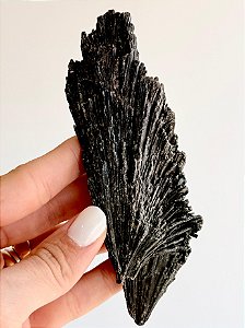 Cianita Preta - CP33 96g - Vassoura de Bruxa - Proteção, Varre para longe a negatividade