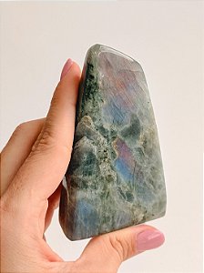 Labradorita Lapidada LAB187 - 140g - Pedra da Magia; Quem é você; Conexão Espiritual