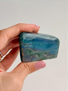Labradorita Lapidada LAB180 - 110g - Pedra da Magia; Quem é você; Conexão Espiritual