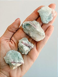 Água Marinha com Turmalina Rosa RARO - Clareza Emocional; Pessoas que Sentem Incompreendidas; Solidão; Trabalha Ansiedade Trazendo Alívio pro Coração