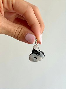 Pingente de Pedra da Lua Rolada - Sensualidade, Energia Feminina, Domínio das Emoções e Fertilidade