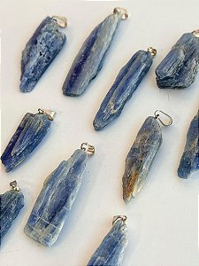 Pingente de Cianita Azul - Proteção dos Anjos - Cristal de Arcanjo Miguel