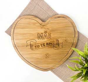 Tábua de Corte Bambu Formato Coração Personalizada - Mãe