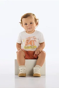 Conjunto Camiseta e Bermuda para Bebê (Off White)
