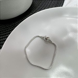 Pulseira Momentos Maleável Fecho Coração Liso em Prata