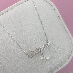 Colar Cabeleireiro em Prata com Pingente