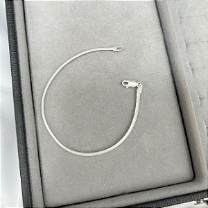 Pulseira em Prata Modelo Rígido