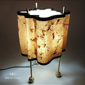 Luminária de mesa Vita
