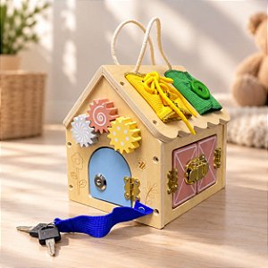 Casinha de Atividades Educativa Brincar Madeira Tooky Toy