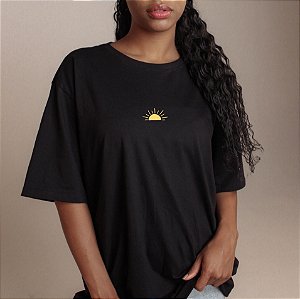 Camiseta Sol preta