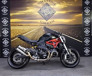 Ducatti Monster 821 - 2015 - Customizada