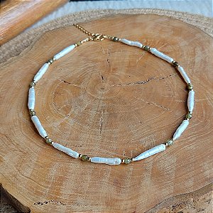 Colar de Pérola de Água Doce com Peridoto – Pureza e Renovação