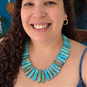 Colar de Howlita: calma, serenidade e equilíbrio emocional