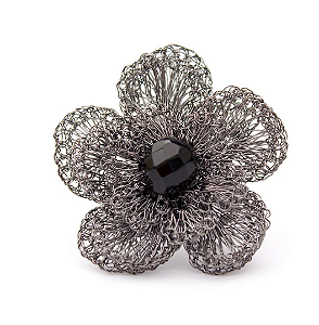 ANEL ROSA TECIDO NO CROCHÊ EM METAL HELIANA LAGES