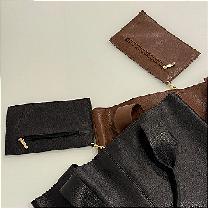 Bolsa Athena Bad Rocker - Couro Legítimo Preto e Marrom Cognac com Carteira