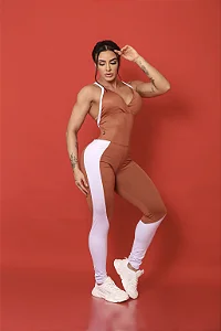 Macacão Fitness Suplex Ísis ( Caramelo com detalhe branco)