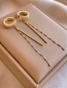 Piercing Fake Fernanda Dourado