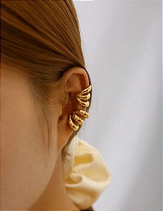 Piercing Fake Clara Dourado