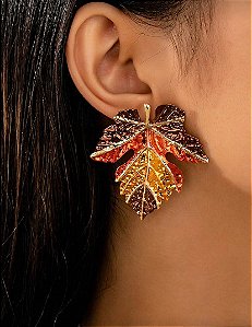 Brinco Folha de Outono Coral