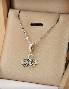 Cordão pingentes Sol e Lua