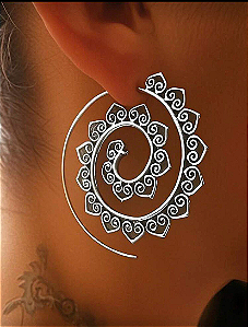 Brinco Espiral Yasmin