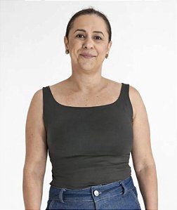 REGATA MALHA VERDE DECOTE U