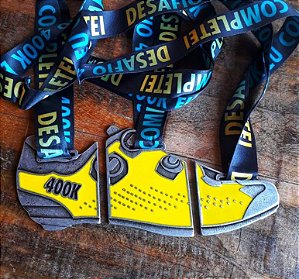 Desafio 400km - 3 medalhas que formam a sapatilha de ciclismo