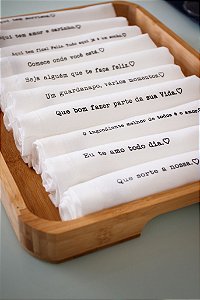 Guardanapo de Mesa - Linho - Cor Branco - Frases em Estampa - Mimos Têxtil